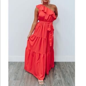 Hope’s Coral One Shoulder Maxi Dress Medium